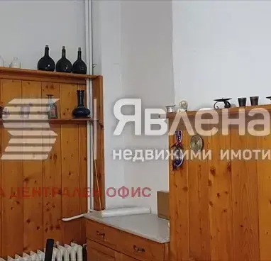 Снимка 4 — Едностаен апартамент с тераса в Център, София