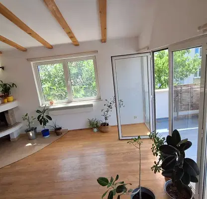 Photo 3 — 2-room maisonette with south aspect in Center, Alabin St