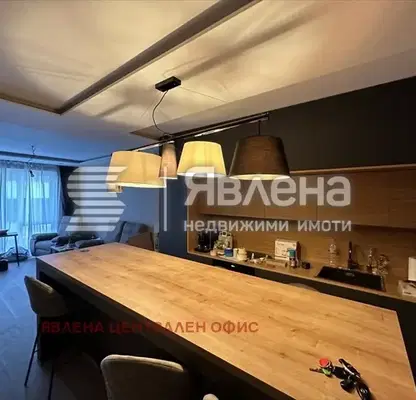 Снимка 3 — Двустаен апартамент в Център, София с подземен гараж
