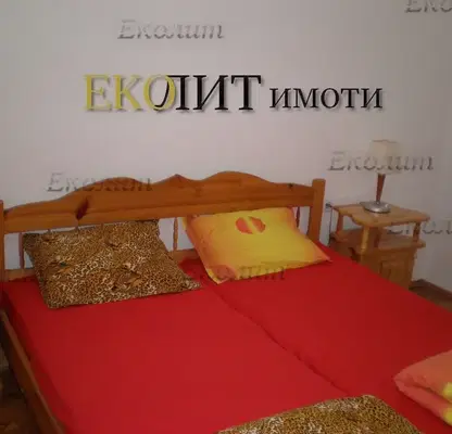 Снимка 3 — 2-стаен апартамент в Център, София с остъклена тераса