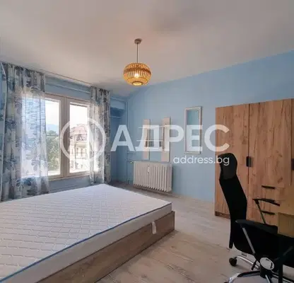 Снимка 3 — Двустаен апартамент с тераса в Център, София