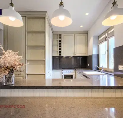 Снимка 2 — Двустаен апартамент в Център, София с гледка към двор