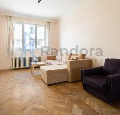 Снимка 2 — Двустаен апартамент 80 кв.м. в Център с тераса