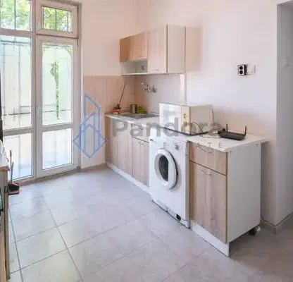 Снимка 5 — Двустаен апартамент 70 кв.м. в Център с тераса