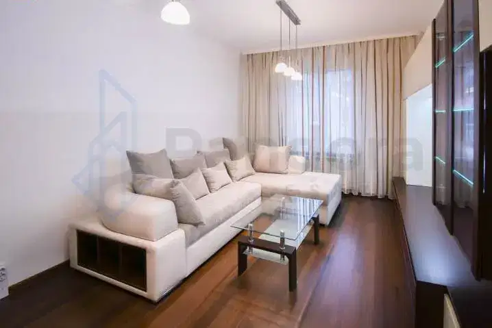 Two-room apartment in Sofia Centre with two bathrooms
