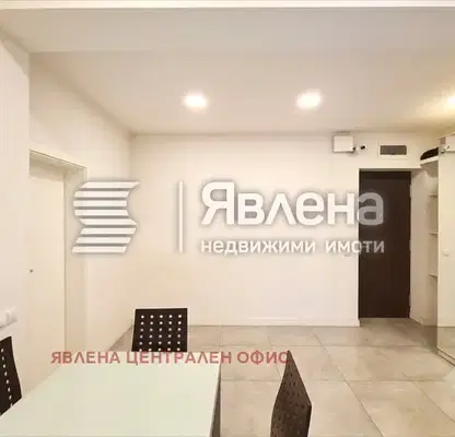 Снимка 3 — Двустаен апартамент в Център, София с шумоизолирани помещения