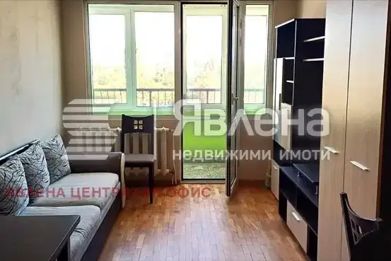 Двустаен апартамент с тераса в Център, София