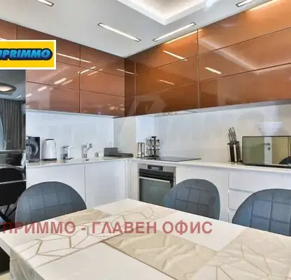 Снимка 3 — Двустаен апартамент с тераса в Център, София