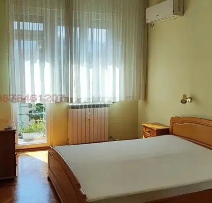 Снимка 5 — Тристаен апартамент с тераса в Център, София, ул. Солунска