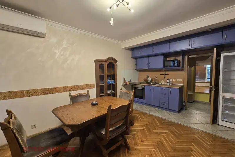 Three-room apartment with terrace in Center, Sofia