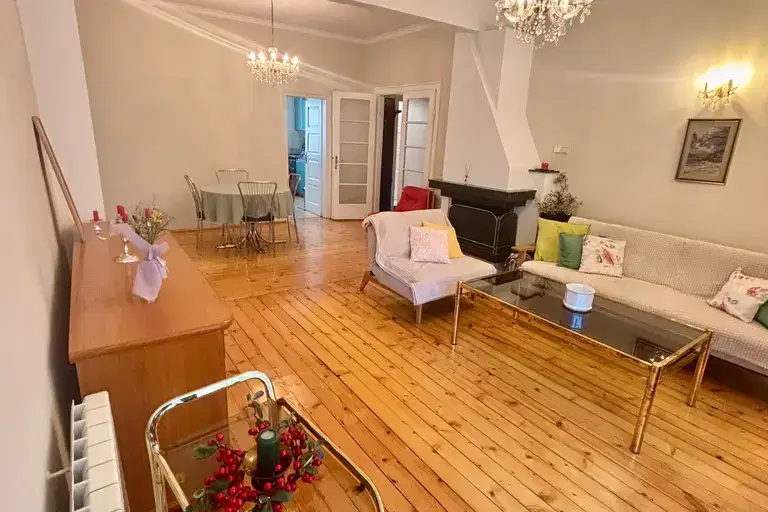 Three-room apartment with balcony in the Center of Sofia