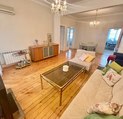 Photo 2 — Three-room apartment with balcony in the Center of Sofia