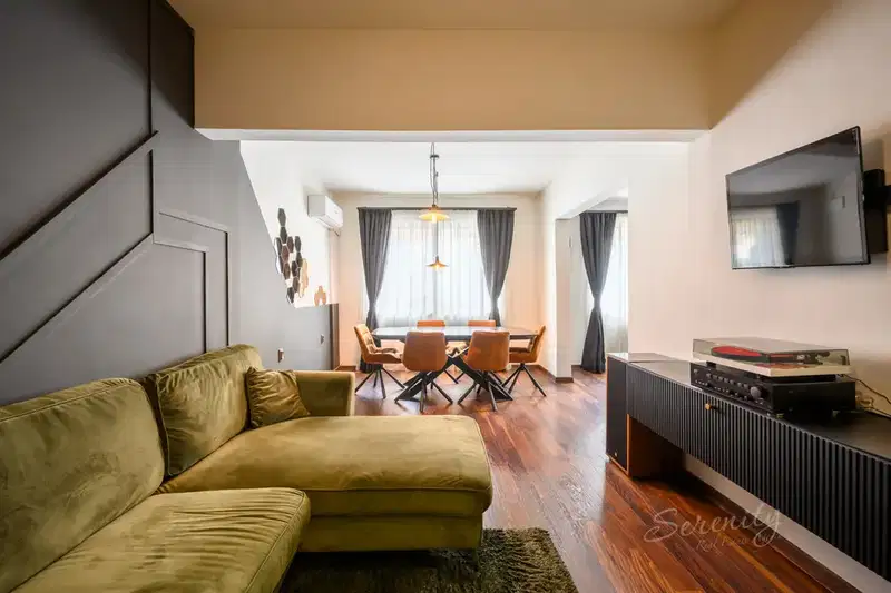 3-bedroom apartment in Sofia, Centyr