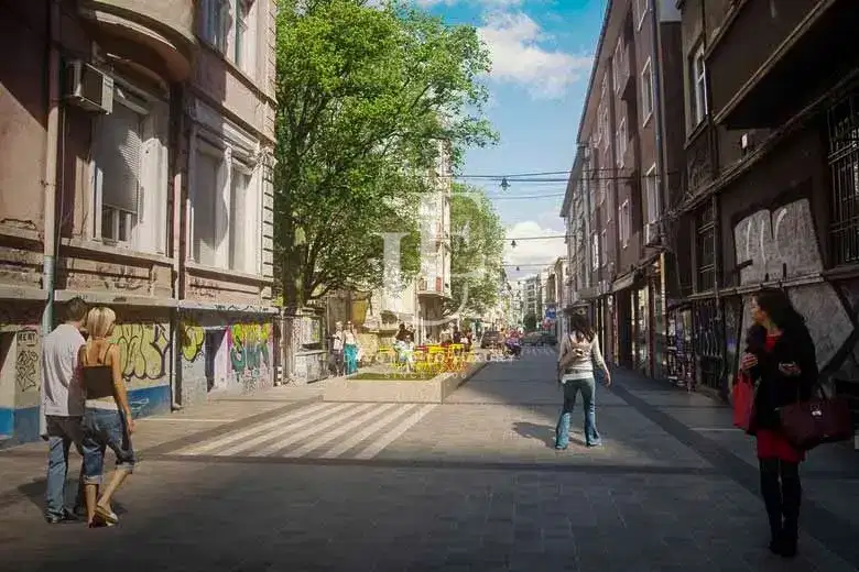 4-bedroom apartment in Sofia, Centyr