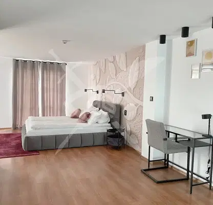 Photo 2 — 3-room maisonette in Center with private rooftop garden