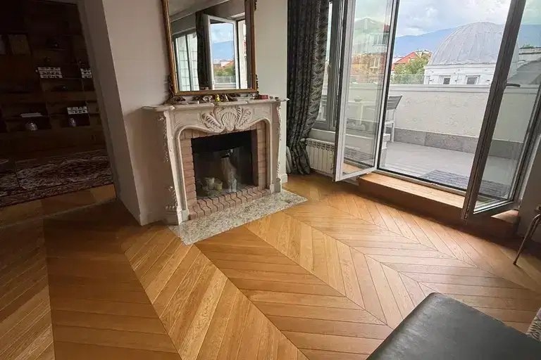 Maisonette in Sofia, Centyr