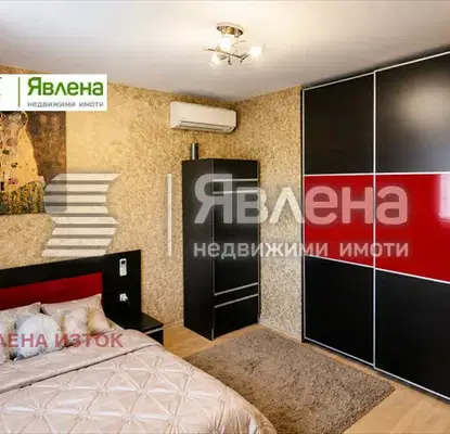 Photo 3 — Two-room apartment in Dianabad with terrace and parking space