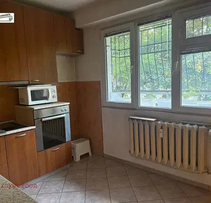 Photo 5 — Three-room apartment in Dianabad with walk-through rooms