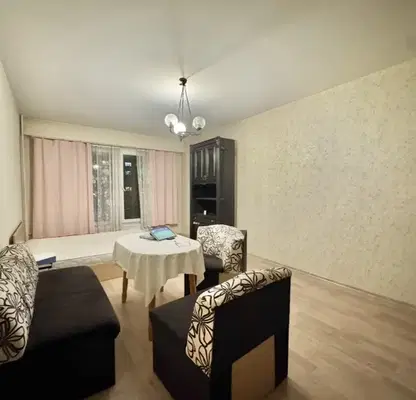 Photo 2 — One-room apartment in Dianabad with separate kitchen
