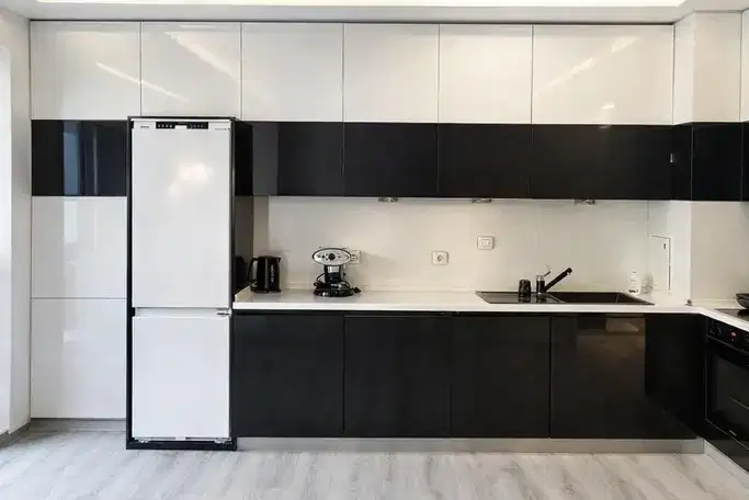 Two-room apartment in Dianabad with terrace on 2nd floor