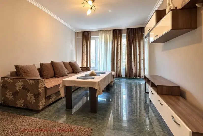 3-bedroom apartment in Sofia, Dianabad