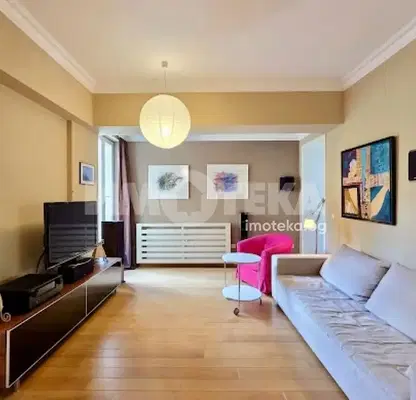 Photo 5 — Spacious 3-room apartment in Doktorski Pametnik with green views
