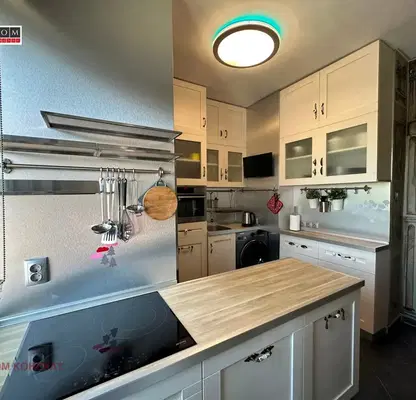 Photo 2 — Three-room apartment in Doktorski Pamentnik with ready furnishings