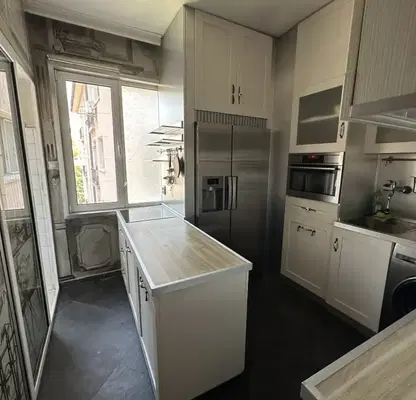 Photo 3 — Three-room apartment in Doktorski Pamentnik with ready furnishings