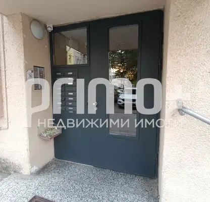 Photo 3 — 3-bedroom apartment in Sofia, Drujba 1
