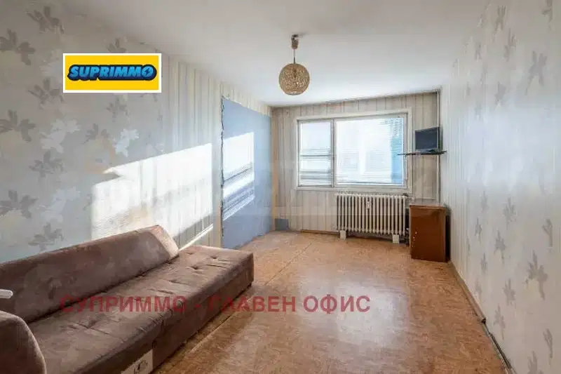Тристаен апартамент в Дружба 1 с две тераси