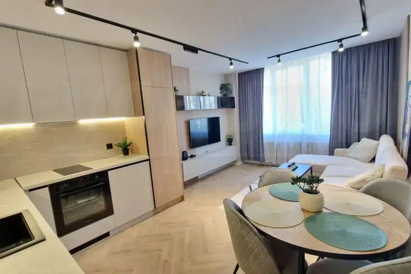 4-bedroom apartment in Sofia, Drujba 1