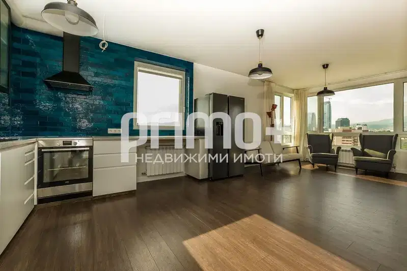 4-bedroom apartment in Sofia, Drujba 1