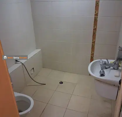 Снимка 5 — Многостаен апартамент 130 кв.м. в Дружба 1 с бизнес потенциал