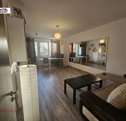 Photo 2 — Two-room apartment in Druzhba 1 with southeast aspect