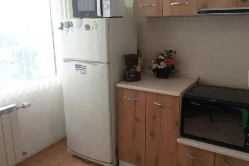 Two-room apartment in Druzhba 1 with elevator and internet