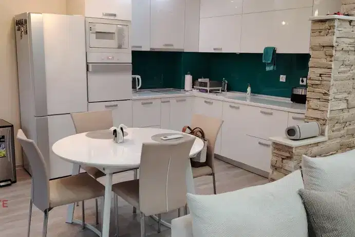 Two-room apartment in Druzhba 2 with balcony and parking space