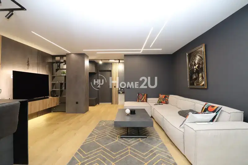 Three-room apartment in Druzhba 2 with two terraces