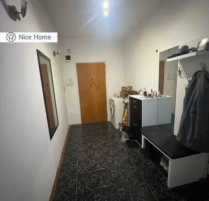 Photo 5 — Three-room apartment in Druzhba 2 with renovated look and elevator