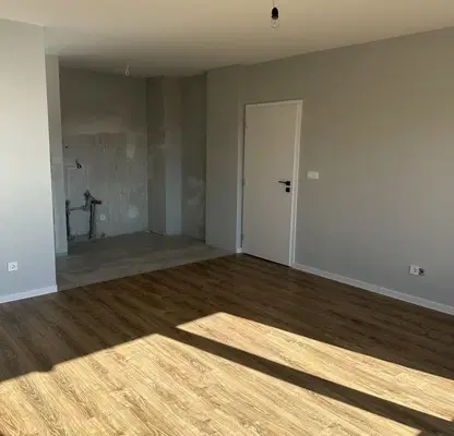 Photo 5 — Two-room apartment in Darvenitsa with parking space and elevator