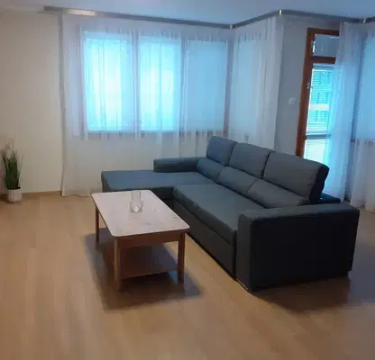 Photo 3 — Spacious 2-room apartment in Darvenitsa with panoramic terrace