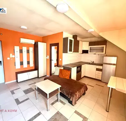Photo 2 — Attic 3-room apartment with panoramic view in Darvenitsa
