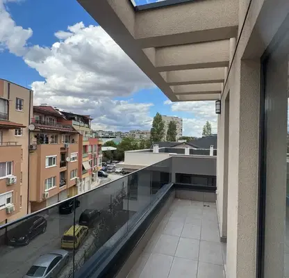 Photo 3 — Spacious 4-room apartment in Darvenitsa with terrace