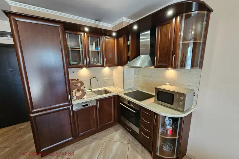 Three-room apartment with terrace in Geo Milev, Sofia