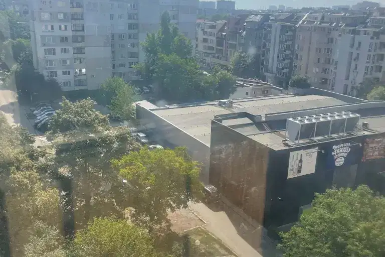 3-room apartment in Hadzhi Dimitar with terrace