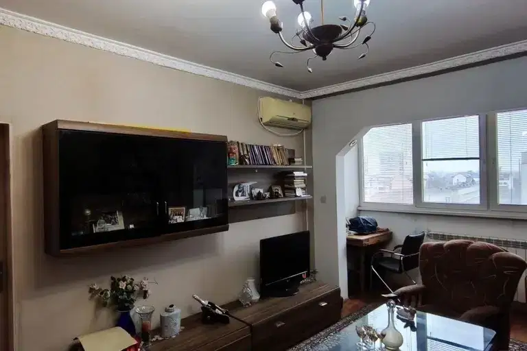 4-bedroom apartment in Sofia, Hadji Dimityr