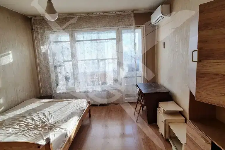 One-room apartment in Hadzhi Dimitar with terrace on 8th floor