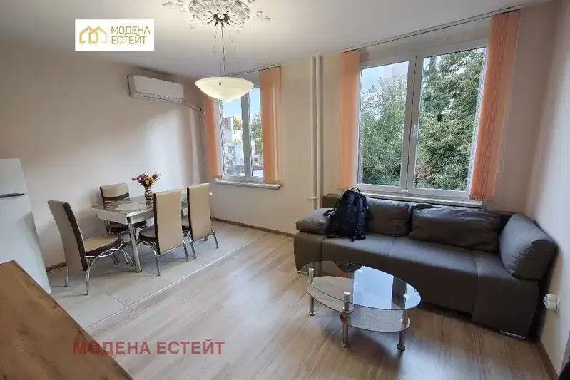 Двустаен апартамент в Хаджи Димитър с тераса