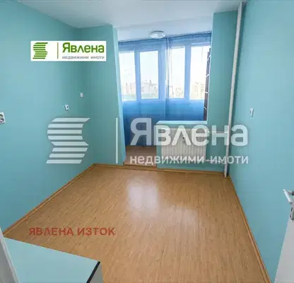 Снимка 5 — Тристаен апартамент с тераса в Хаджи Димитър, София