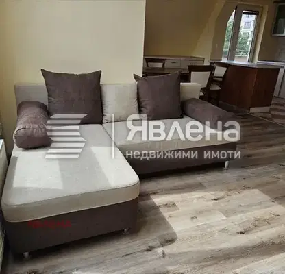 Снимка 2 — Тристаен апартамент с две тераси в Хаджи Димитър, София