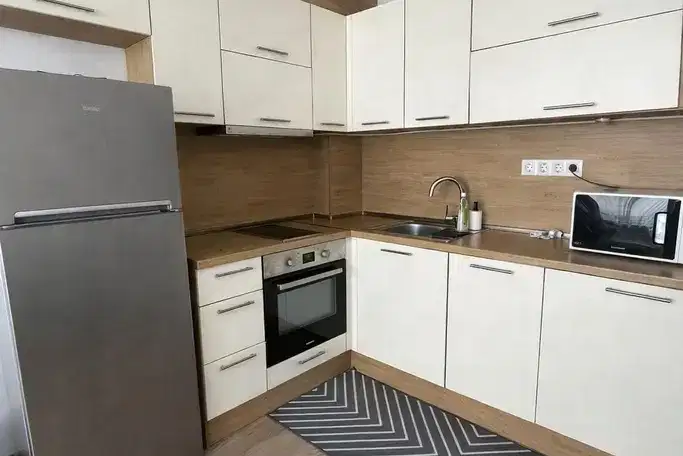3-bedroom apartment in Sofia, Hadji Dimityr